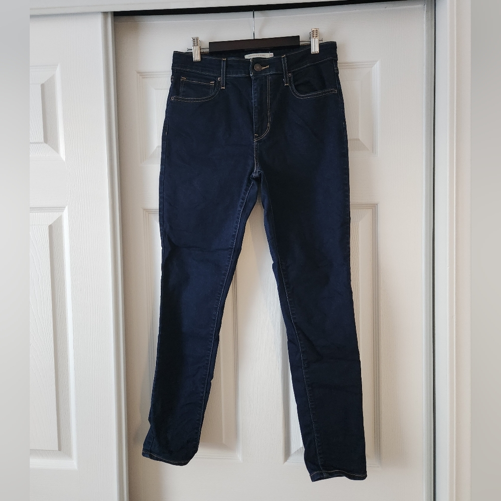Levi's 721 High Rise Skinny Jean